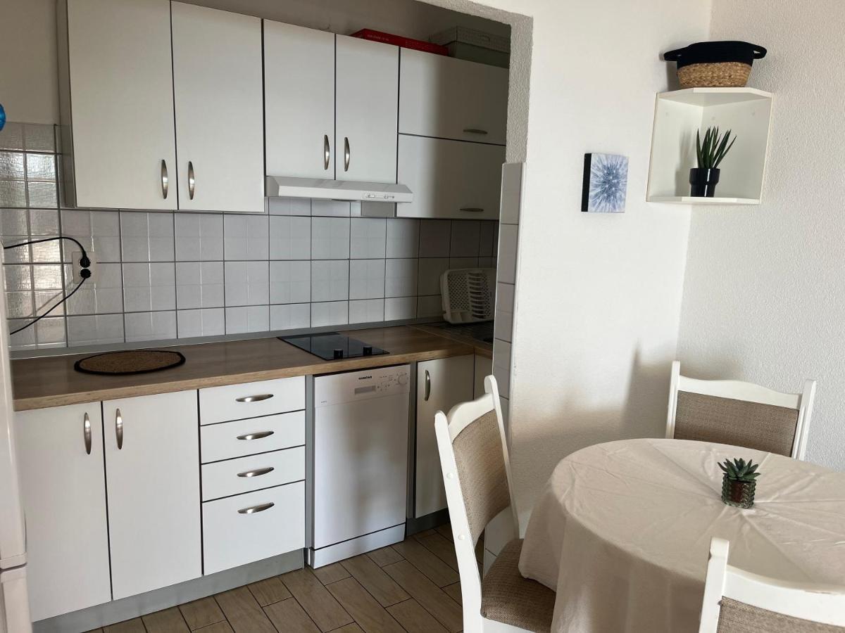 Markota Apartment Baska Voda Bagian luar foto