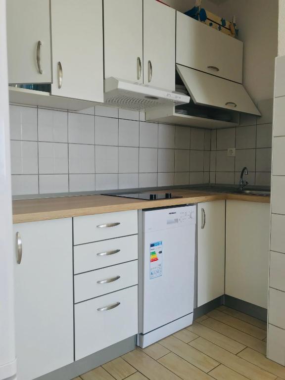 Markota Apartment Baska Voda Bagian luar foto